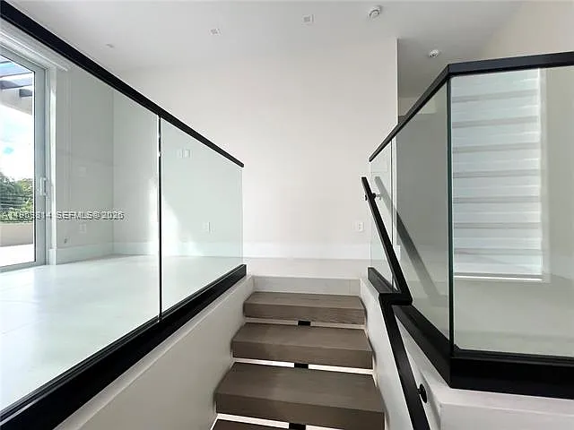 7850 SW 67th Ave — Photo 25