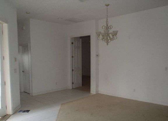 4th image of 740 SW Saint Croix Cv