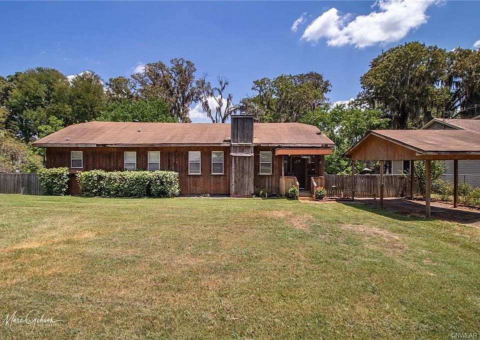 1st image of 367 Evangeline Dr