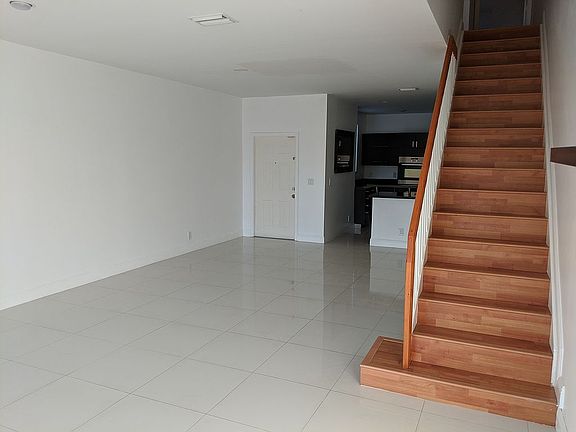 5th image of 3816 San Simeon Cir