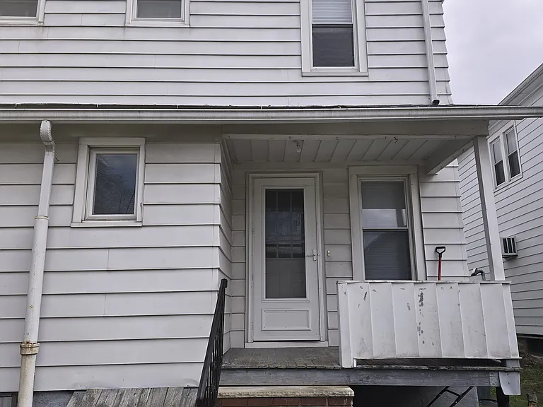 Grove St — Photo 28