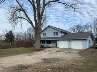 2239 Saltsman Rd, Erie, PA 16510