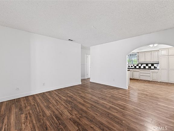4th image of 1645 Loughborough Dr