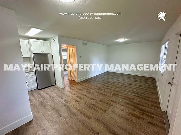 2nd image of 2910 Pierce St #P105