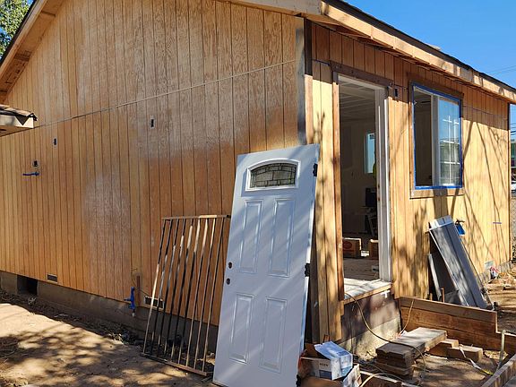 3rd image of 4301 38th St