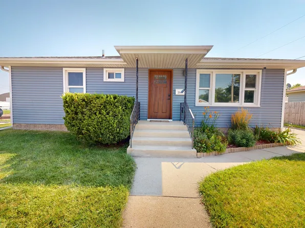 1667 12th Ave, Columbus, NE 68601