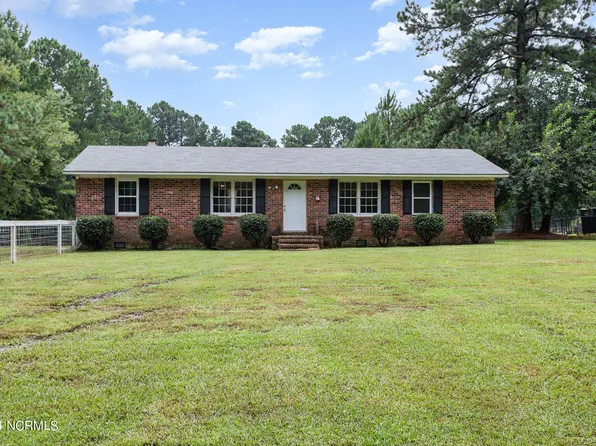 794 Myrtle Road, Roseboro, NC 28382