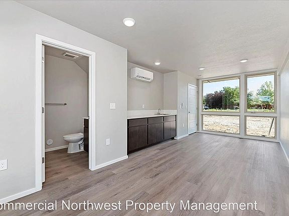 4th image of 4812 N Field St #11742952