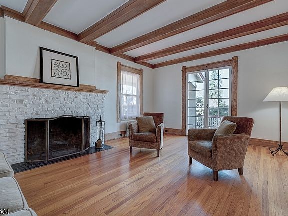 5th image of 28 Godfrey Road