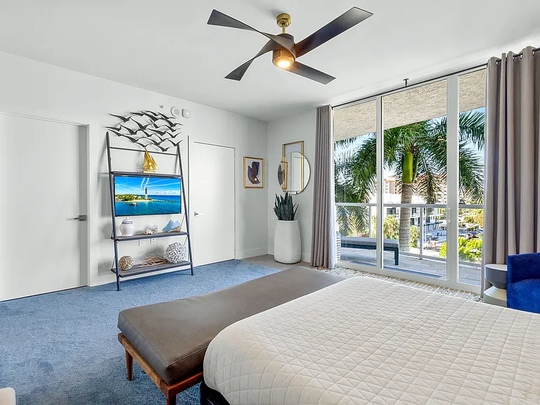 704 N Ocean Blvd — Photo 26