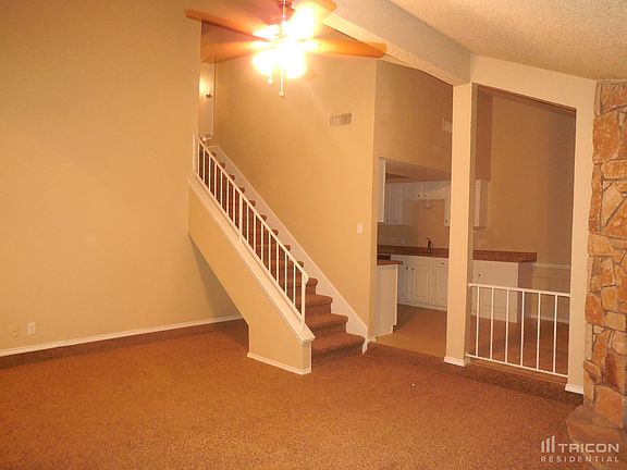 2nd image of 521 Mockingbird Dr