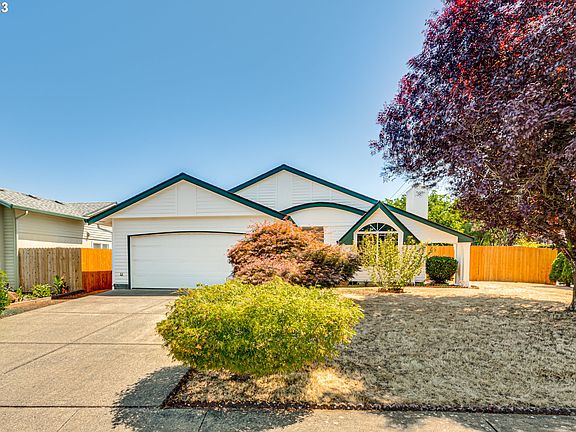 2nd image of 4405 NE 126th Ave