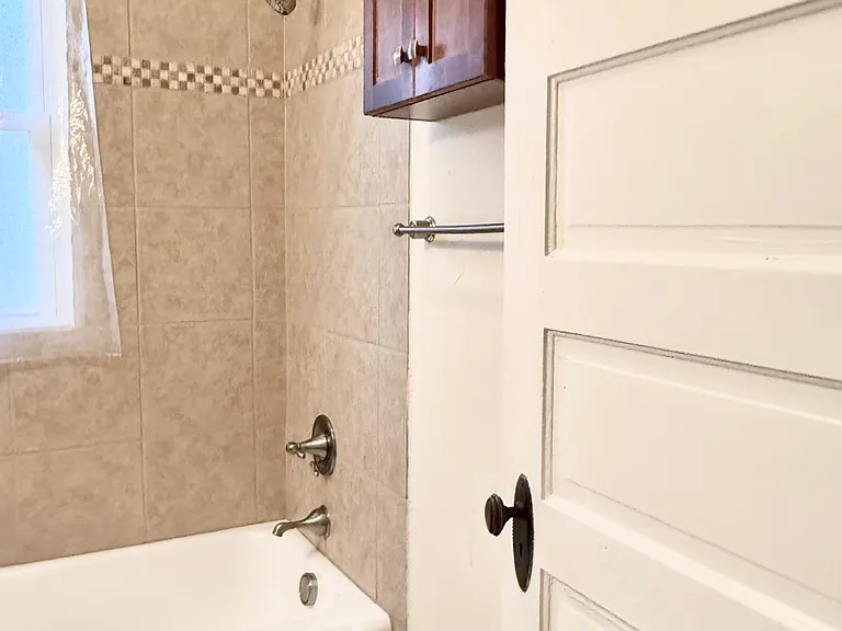 235 S Grant St — Photo 14