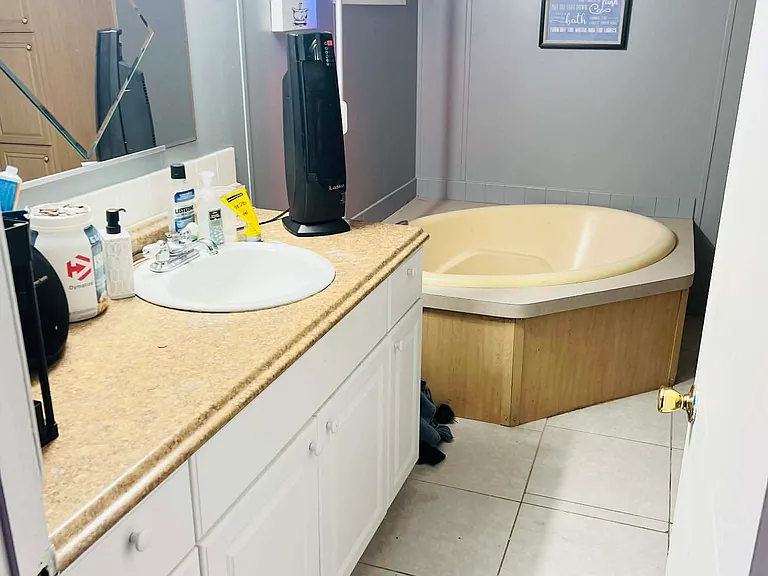 1520 Belmont Woods Dr — Photo 9