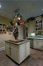 Caterer's Kitchen & Laundry 