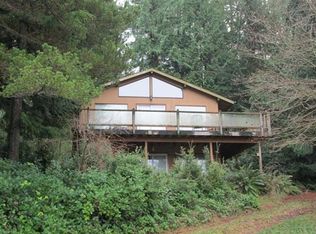 10011 Vista Pl, Anderson Island, WA 98303