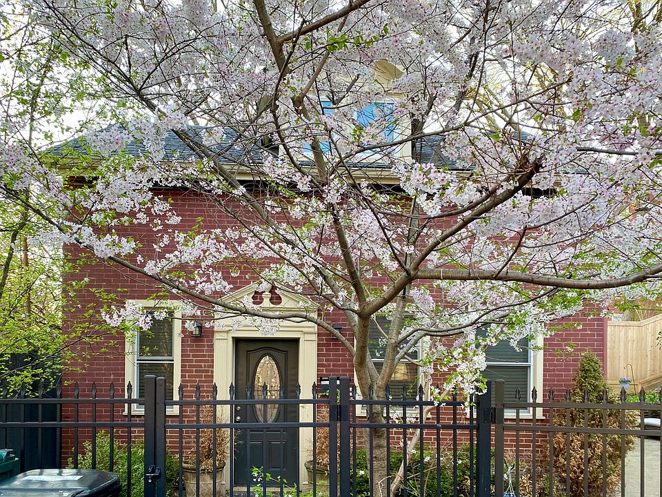 1st image of 2329 Park Ave