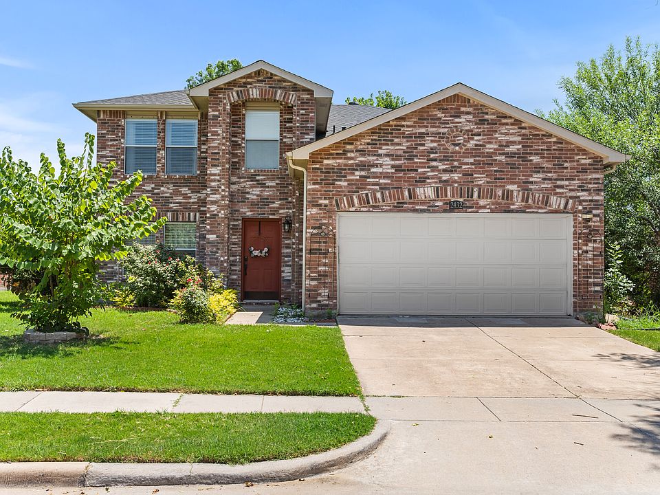 1st image of 2432 Chestnut Dr