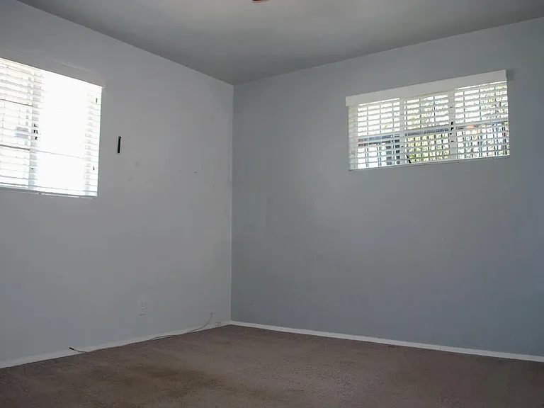 2743 N Tyndall Ave — Photo 20