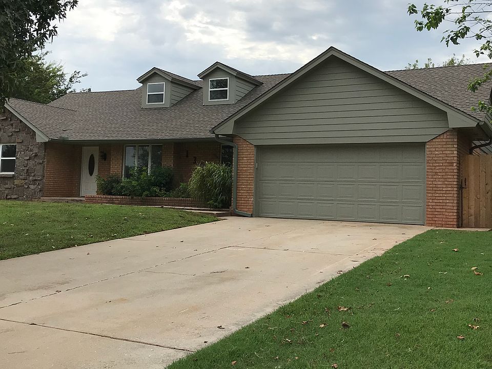 1st image of 1323 S Nelms Dr