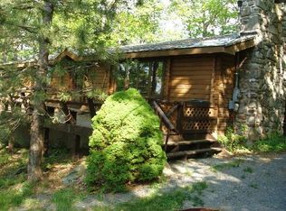 512 Paper Birch S, Tafton, PA 18464