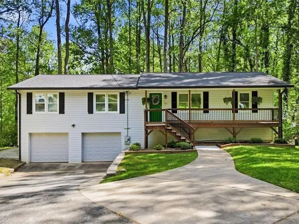 306 Jason Ct, Woodstock, GA 30188