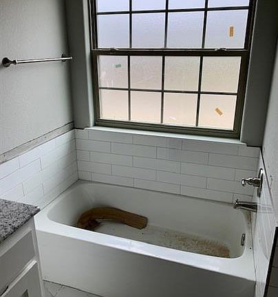 5th image of 2250 N Inglewood St #14789783