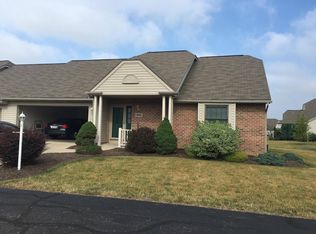 916 Baffin Dr #B, Canal Fulton, OH 44614