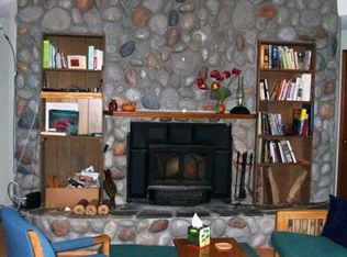 196 Harbor View Dr, Bellingham, WA 98229