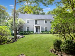 111 Rock Rd, Ridgefield, CT 06877