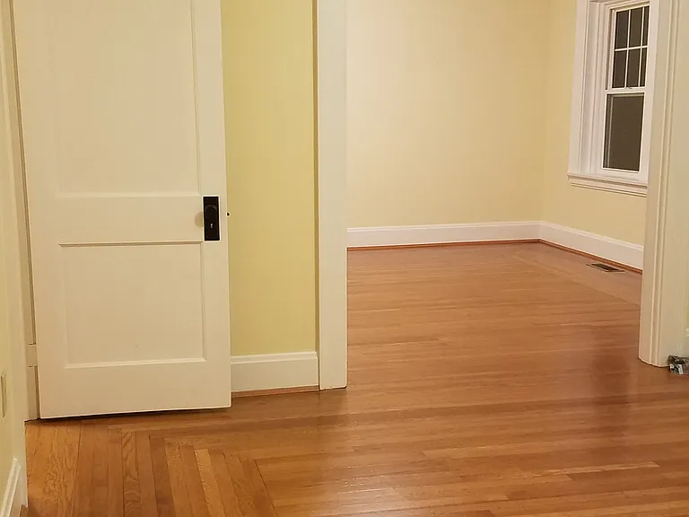 402 Taylor Ave #1 — Photo 10