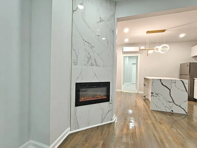 5721 Broomall St — Photo 2