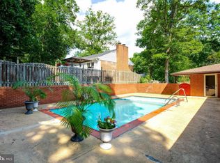 10527 Anita Dr, Lorton, VA 22079