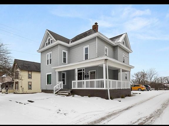 2nd image of 469 Cleveland Ave #2