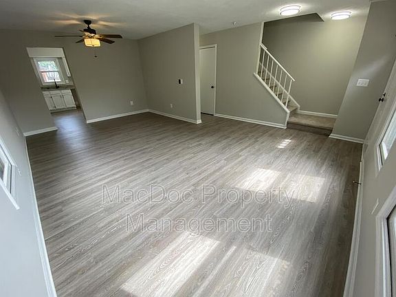 5th image of 10619 Greta Lynn Ct