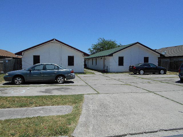 1st image of 3100 Highland Ave