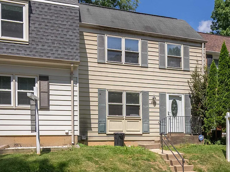 3048 Silent Valley Dr — Photo 4