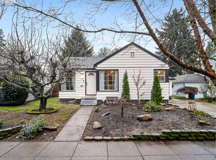2016 NE Dekum St, Portland, OR 97211