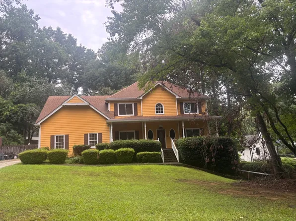 1068 Leslie Pl, Lithonia, GA 30058