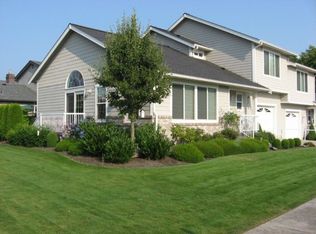 110 12th St #A, Lynden, WA 98264