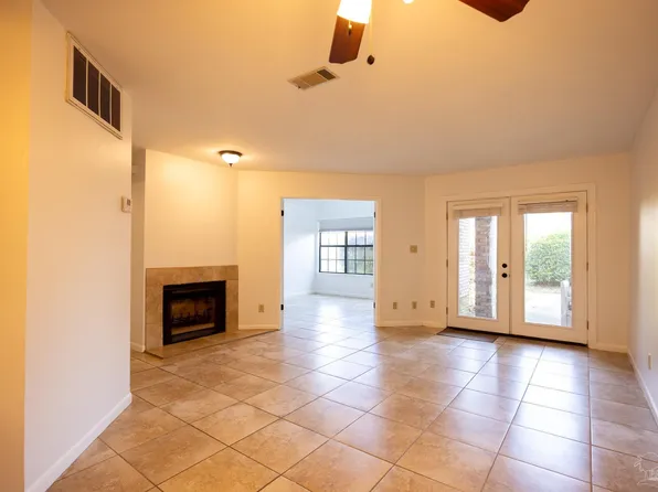 7150 Plantation Rd APT 312, Pensacola, FL 32504