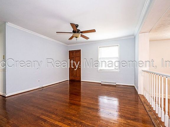 3rd image of 519 Lyle Dr SE