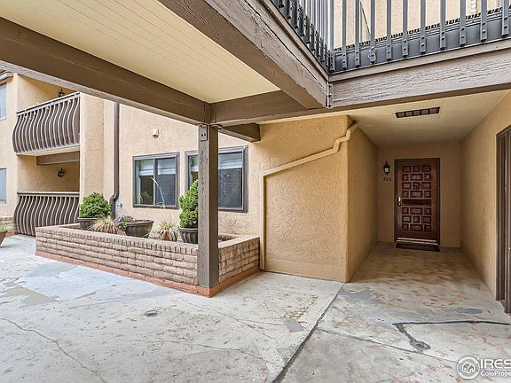 3rd image of 4475 Laguna Pl #206