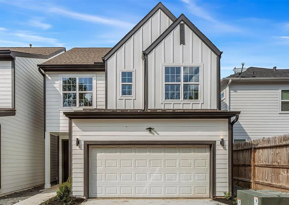 1267 Oakmont Bend Dr