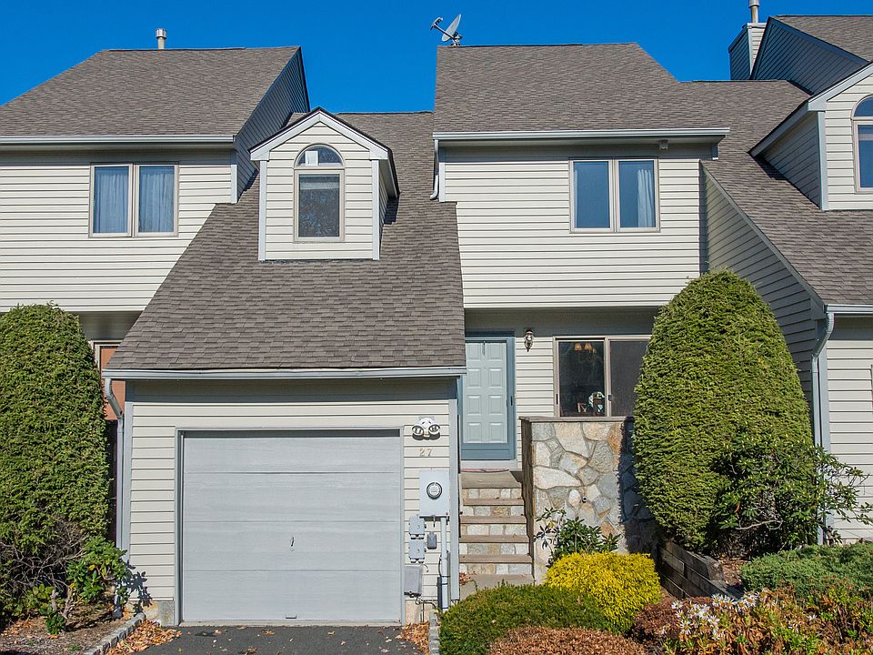 1st image of 27 Currey Ln