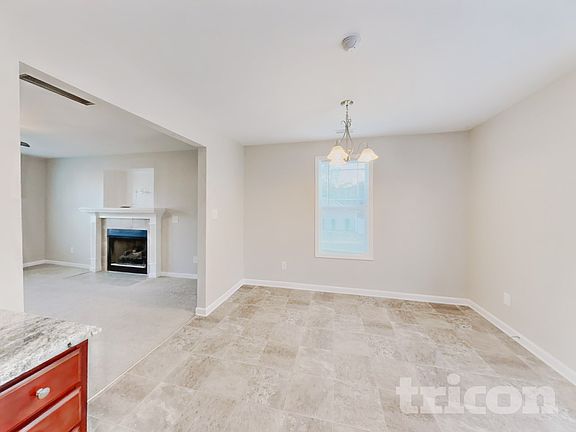 5th image of 496 Sherrill Farm Dr