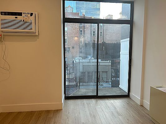 5th image of 85 10th St #K