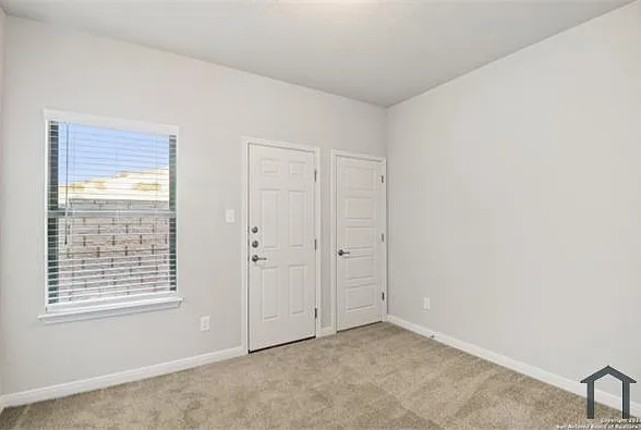 7114 Magnolia Crk #101 — Photo 8