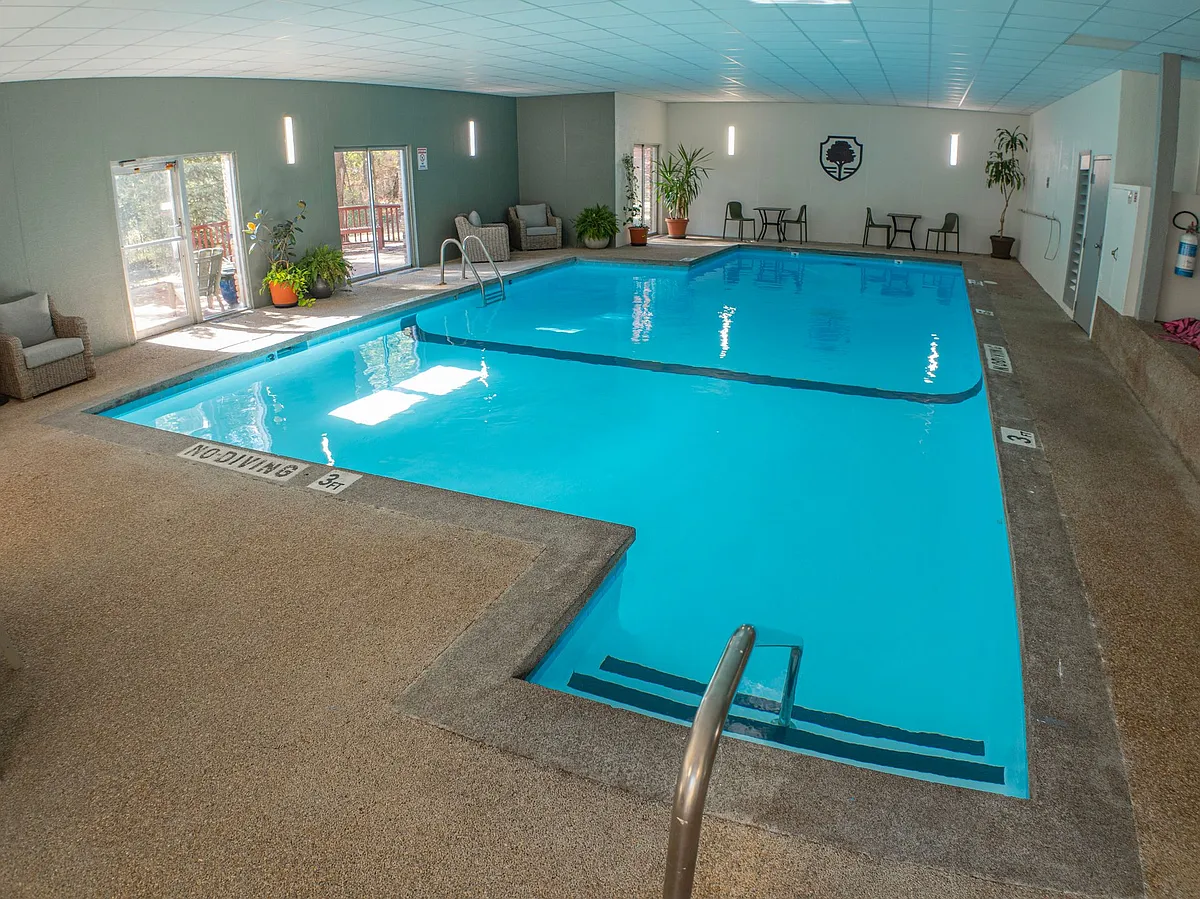 Building Photo - 1955 Old Shakopee Rd W