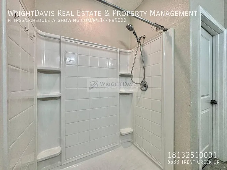 6533 Trent Creek Dr — Photo 22
